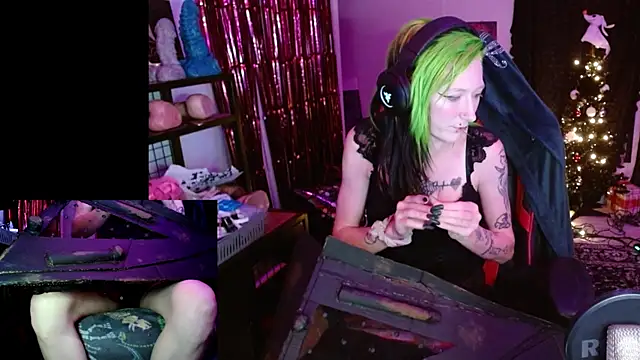 alicewonder09 online show from 17, 12, 2025