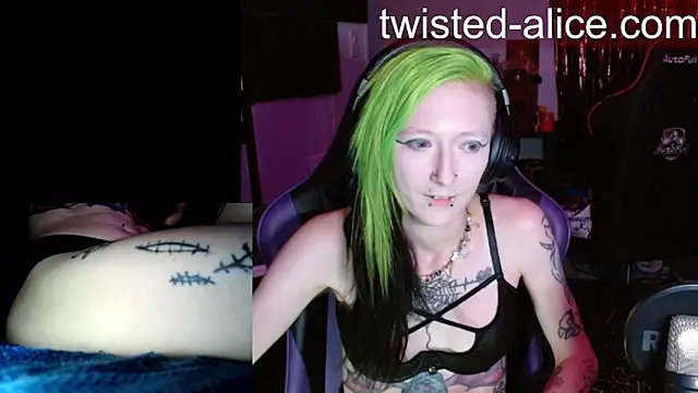 Snapshot of alicewonder09 chatting on 25, 6, 2026 alicewonder09 online show from 25, 6, 2026