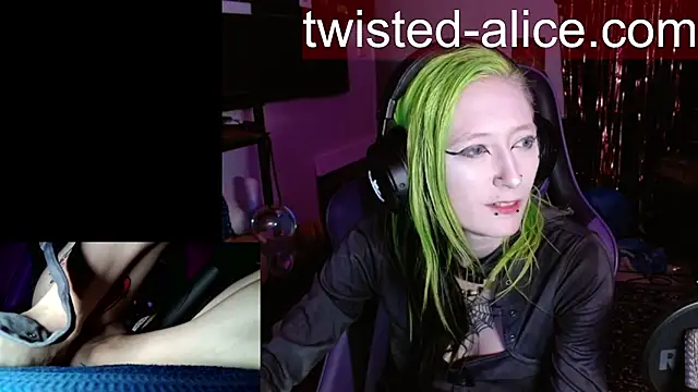 Snapshot of alicewonder09 chatting on 9, 7, 2026 alicewonder09 online show from 9, 7, 2026