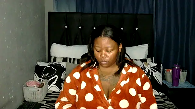 Snapshot of caramelbooty69 chatting on 31, 3, 2026 caramelbooty69 online show from 31, 3, 2026
