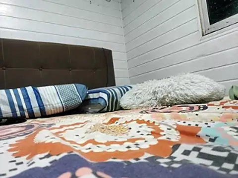 Hotcasados69 online show from 16, 1, 2026