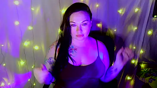 Victoria Marks online show from 20, 11, 2025