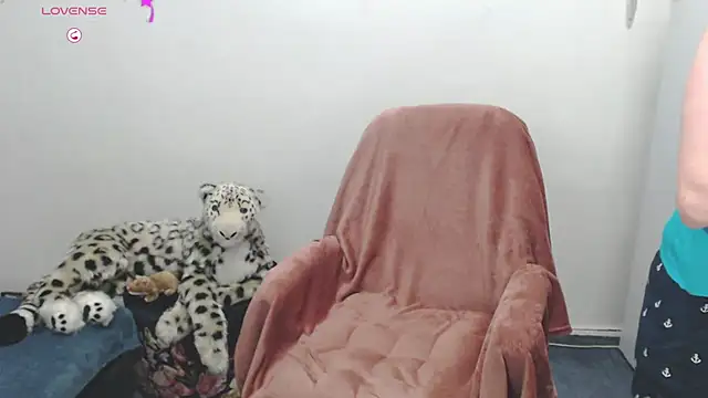 Ammillia online show from 21, 1, 2025