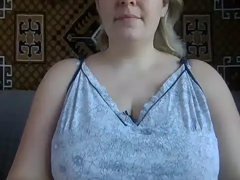 Snapshot of Diana_Britt chatting on 9, 3, 2025 Diana Britt online show from 9, 3, 2025