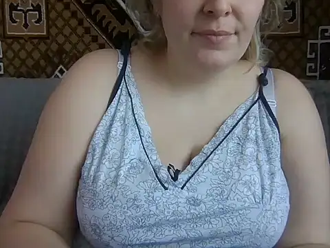 Snapshot of Diana_Britt chatting on 9, 3, 2025 Diana Britt online show from 9, 3, 2025