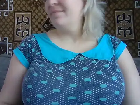 Snapshot of Diana_Britt chatting on 22, 3, 2025 Diana Britt online show from 22, 3, 2025