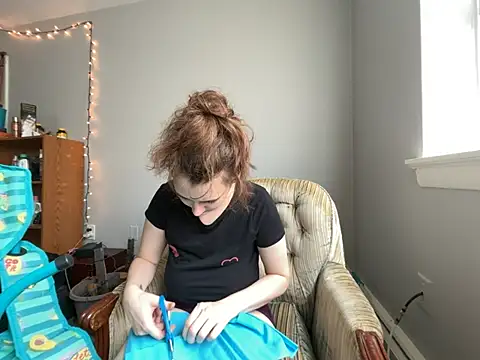 Snowbunnycake 131 online show from 28, 7, 2026