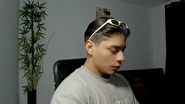 Giordano Russo online show from 28, 2, 2025