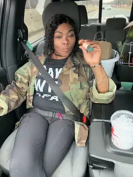 HaloRodeoLover2 online show from 6, 3, 2026