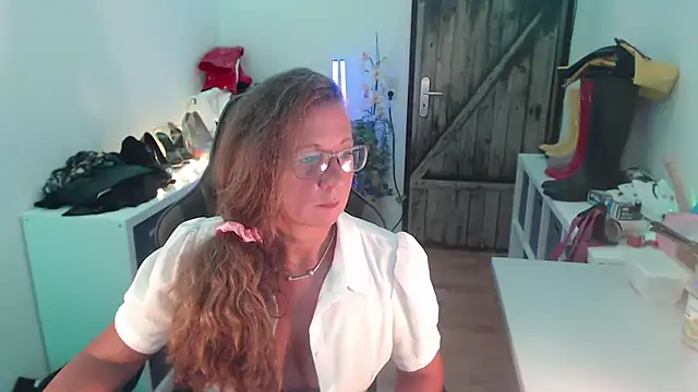 Snapshot of GeilesLuder75 chatting on 19, 6, 2026 GeilesLuder75 online show from 19, 6, 2026