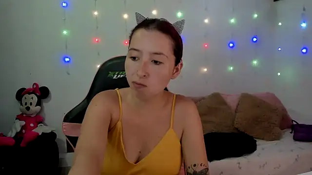 Ginger Sweetty online show from 9, 2, 2025