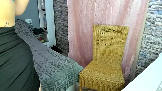 Snapshot of MariaMeir chatting on 19, 1, 2025 MariaMeir online show from 19, 1, 2025