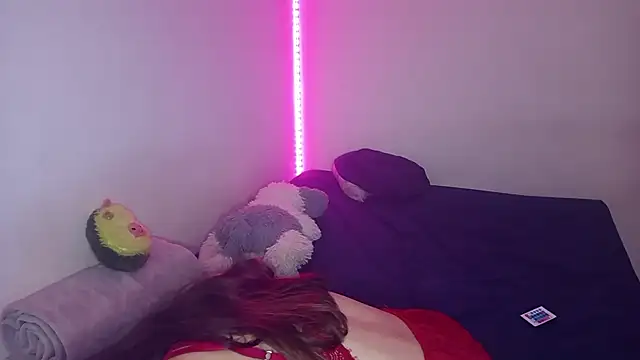 Snapshot of sweet_little232 chatting on 21, 11, 2025 sweet little232 online show from 21, 11, 2025