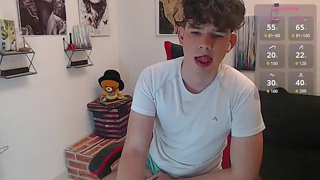 Snapshot of Oliverboy- chatting on 14, 6, 2026 Oliverboy- online show from 14, 6, 2026
