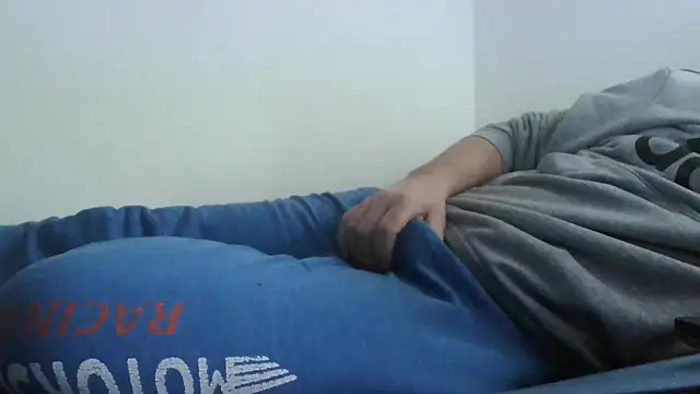 ScalicHat69 online show from 16, 12, 2025