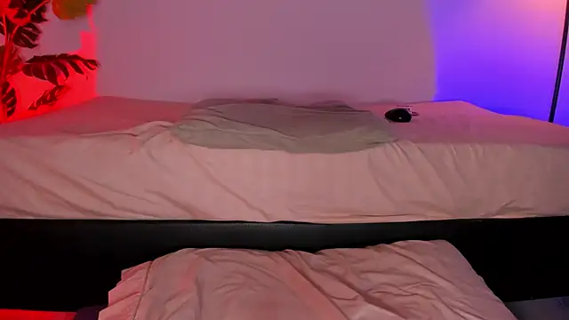 hot booty  online show from 9, 1, 2026