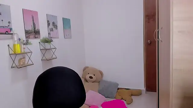 Emma lean online show from 19, 3, 2026