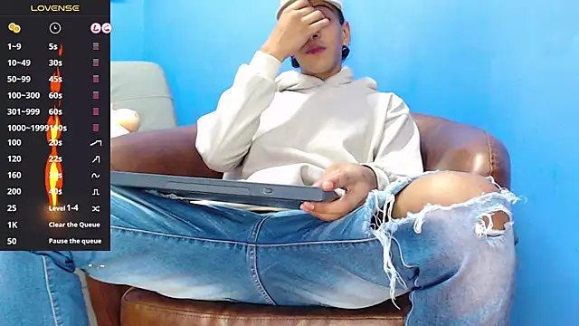 Robert Kingg online show from 27, 10, 2025