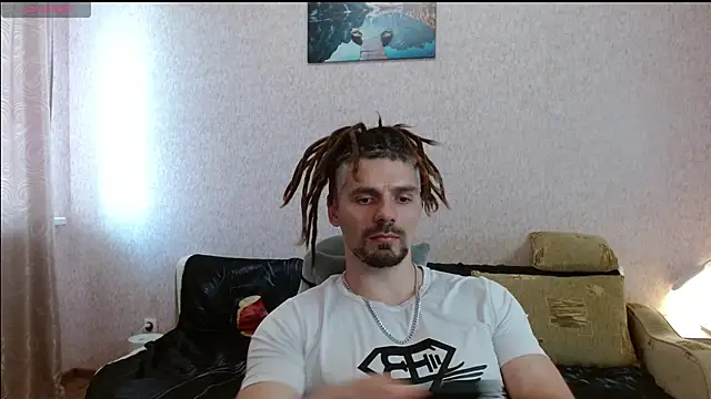 Snapshot of Aestheticguy101 chatting on 11, 6, 2026 Aestheticguy101 online show from 11, 6, 2026