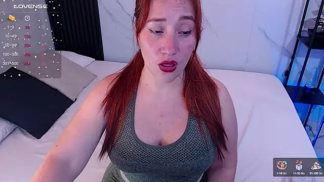 Snapshot of hotpawgmilf chatting on 10, 1, 2025 hotpawgmilf online show from 10, 1, 2025