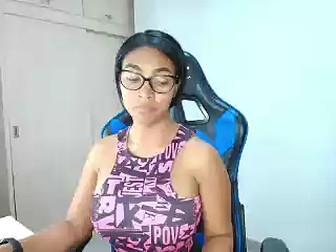 Snapshot of sophiax-x chatting on 17, 1, 2025 sophiax-x online show from 17, 1, 2025