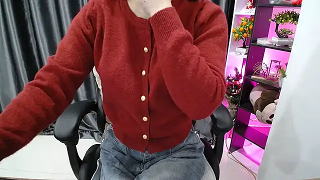 Yuki-yio online show from 17, 2, 2025