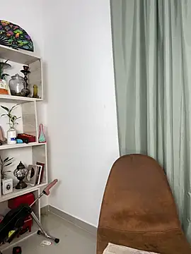 Emma Wish online show from 3, 2, 2025