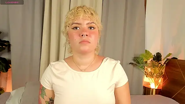 Snapshot of Amy_art chatting on 27, 2, 2026 Amy art online show from 27, 2, 2026