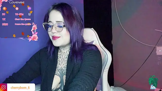Snapshot of cherrybom_ chatting on 13, 12, 2024 cherrybom online show from 13, 12, 2024