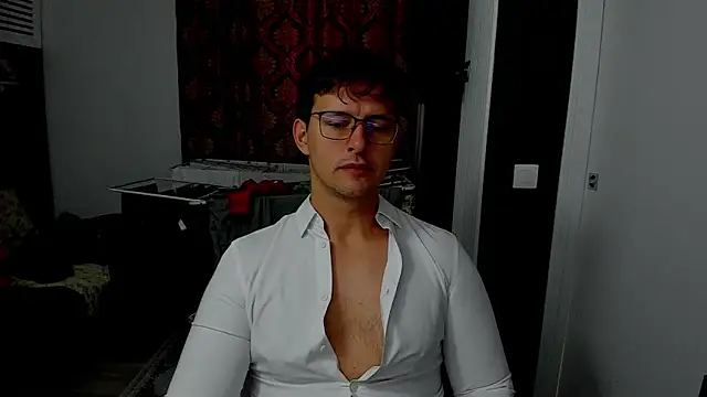 sexxymuscles4u online show from 30, 10, 2025