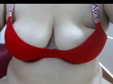 Snapshot of angelitolove727 chatting on 27, 5, 2026 angelitolove727 online show from 27, 5, 2026