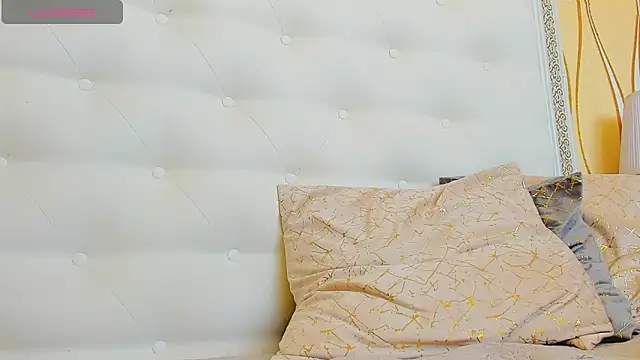 karissia online show from 3, 3, 2025