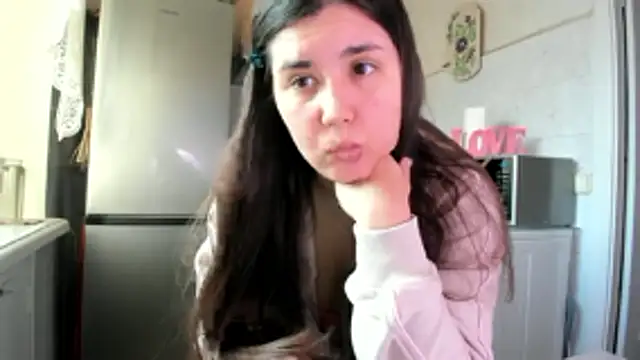 MiaMarrone online show from 23, 3, 2026