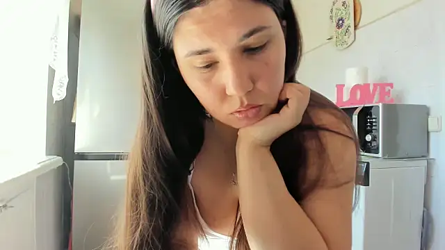 Snapshot of MiaMarrone chatting on 16, 5, 2026 MiaMarrone online show from 16, 5, 2026