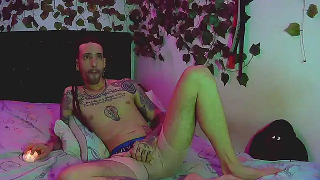 caribbeanlover1 online show from 13, 1, 2025