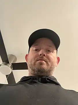 smokeymt420 online show from 3, 2, 2026