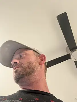 smokeymt420 online show from 28, 6, 2026