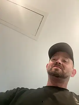 smokeymt420 online show from 22, 7, 2026