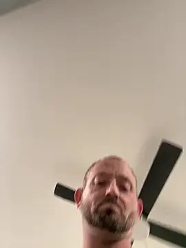 smokeymt420 online show from 25, 7, 2026