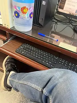 Snapshot of bigshow112 chatting on 5, 12, 2024 bigshow112 online show from 5, 12, 2024