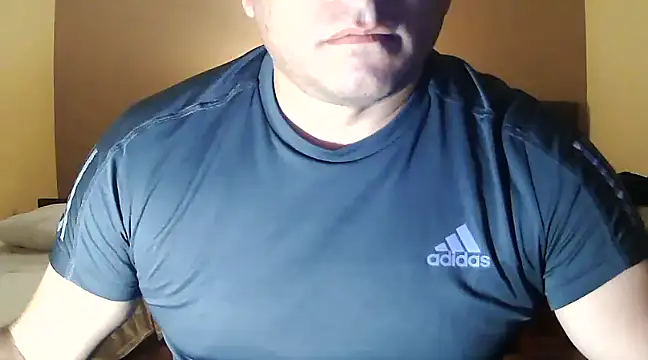 chicoguapo8 online show from 12, 2, 2025