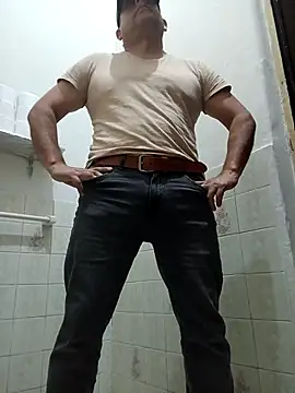 chicoguapo8 online show from 26, 9, 2025