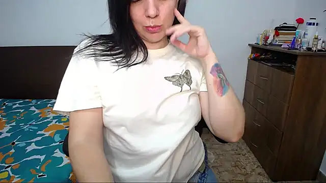 Snapshot of alexa_milsf chatting on 16, 10, 2025 alexa milsf online show from 16, 10, 2025