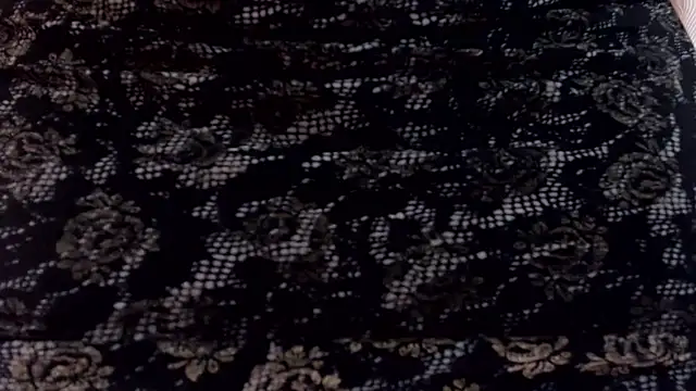 Estefani 32 online show from 13, 10, 2025