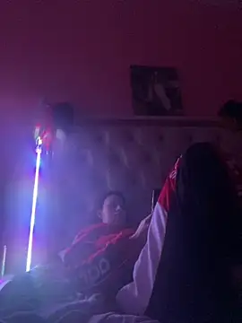 Flossy Vettie online show from 4, 12, 2025