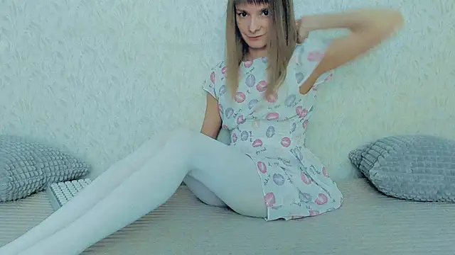 YourCaramel online show from 22, 1, 2025