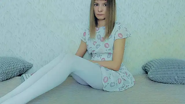 YourCaramel online show from 25, 1, 2025