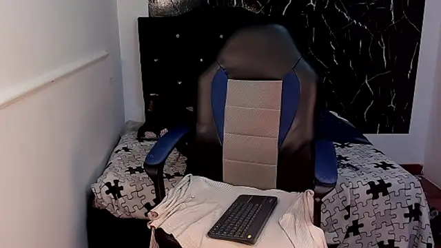 Lu doll online show from 3, 11, 2025