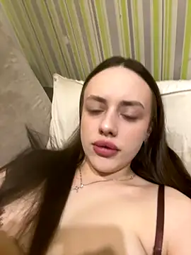 Lisaaan online show from 7, 1, 2026