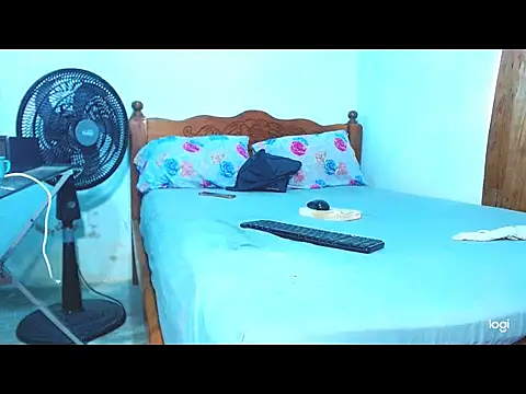 cositarrica xxx online show from 9, 3, 2025